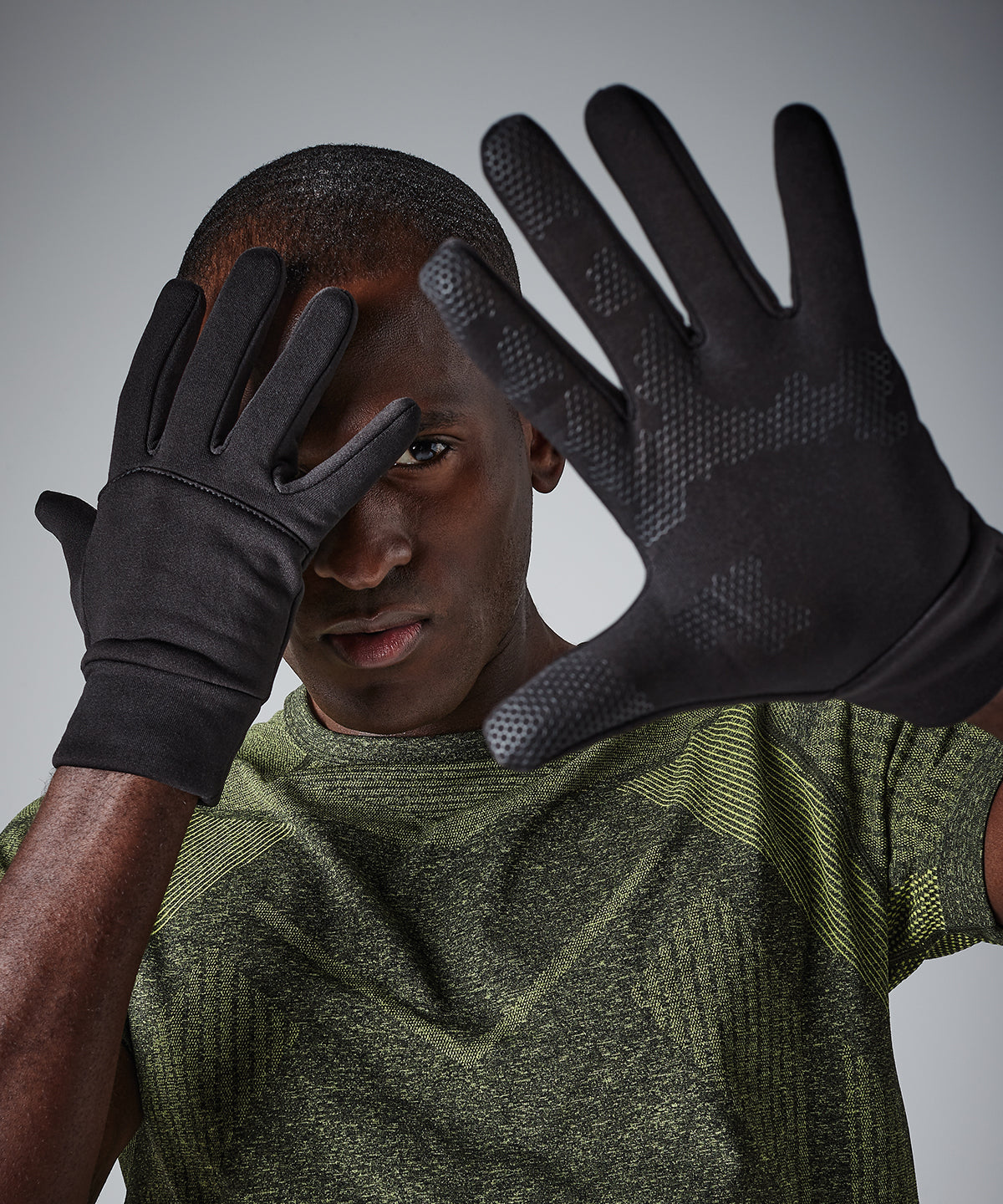 Graphite Grey - Softshell sports tech gloves - GarmentEmbroidery