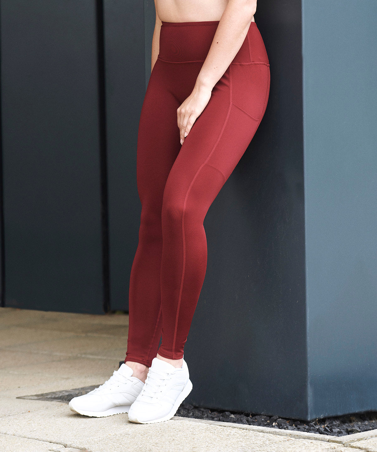 Olive Green - Core pocket legging - GarmentEmbroidery