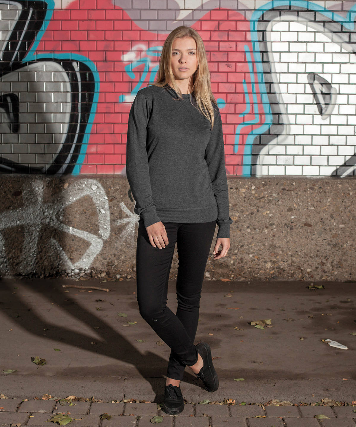 Charcoal - Women's light crewneck - GarmentEmbroidery
