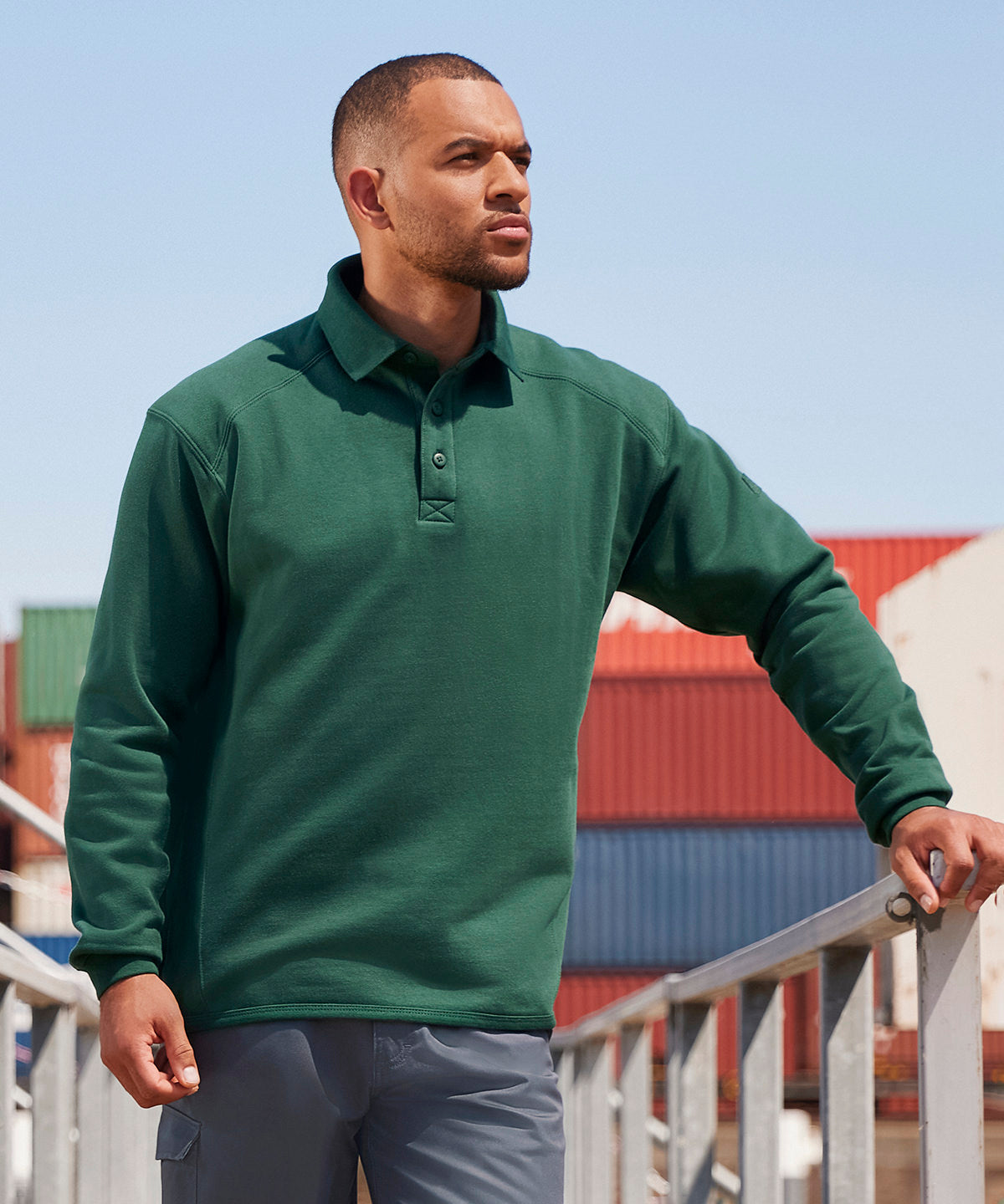 Heavy-duty collar sweatshirt