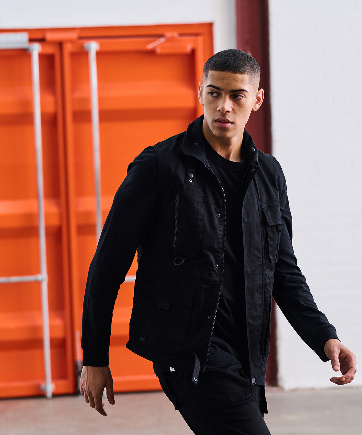 Black - Pro utility vest - GarmentEmbroidery